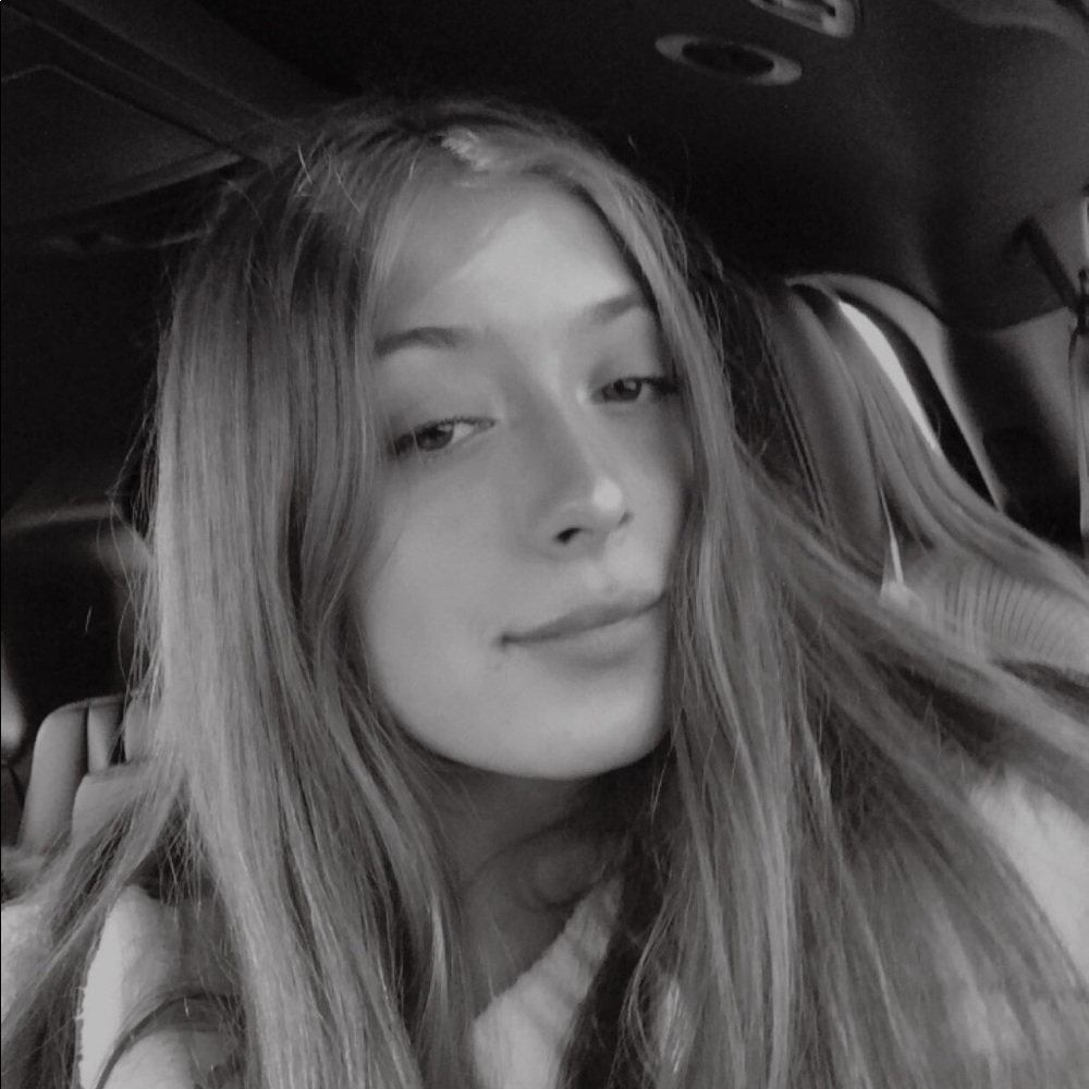 Meet your Posher, Brittany